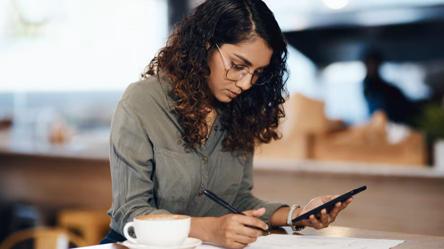 Marginal Cost Versus Average Cost Differences Every Manufacturing Business Must Know